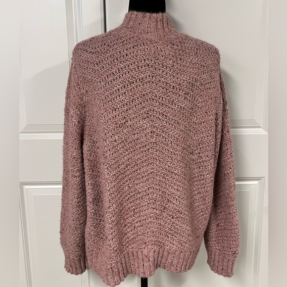 Old Navy Mock Neck Knit Sweater - Picture 3 of 6